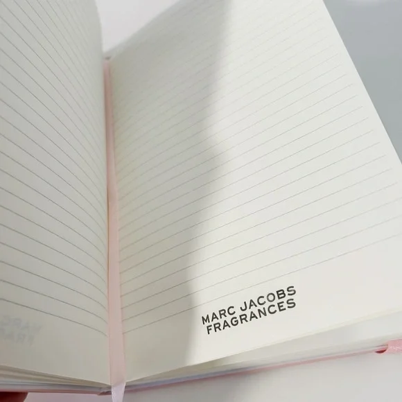 Marc Jacobs Notebook (pink) - Picture 3 of 4
